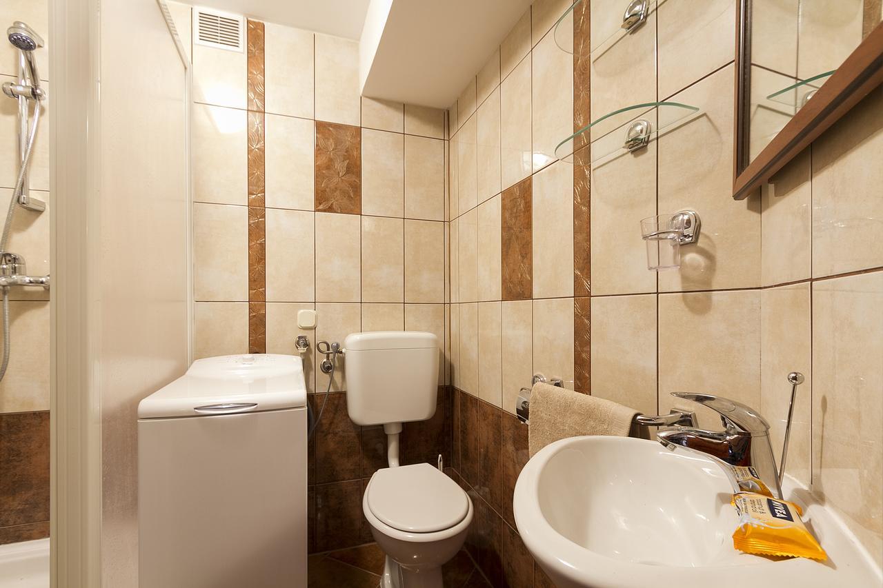 Apartment Nino Ровинь Номер фото
